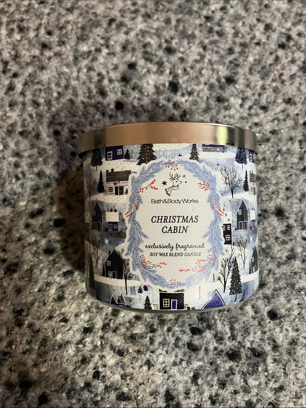 Bath & Body Works Christmas Cabin 3 WickCandle with Lid